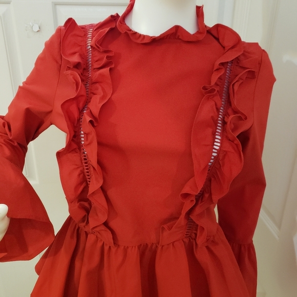 Amaryllis red bell sleeve top size Small/Medium - Picture 2 of 9